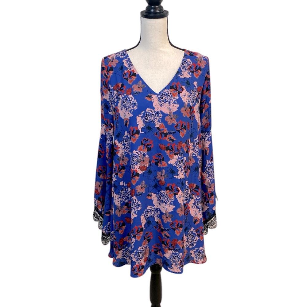 ASTR Blue Red Floral Extended Sleeves V-Neck Boho Swing Dress Tunic Small